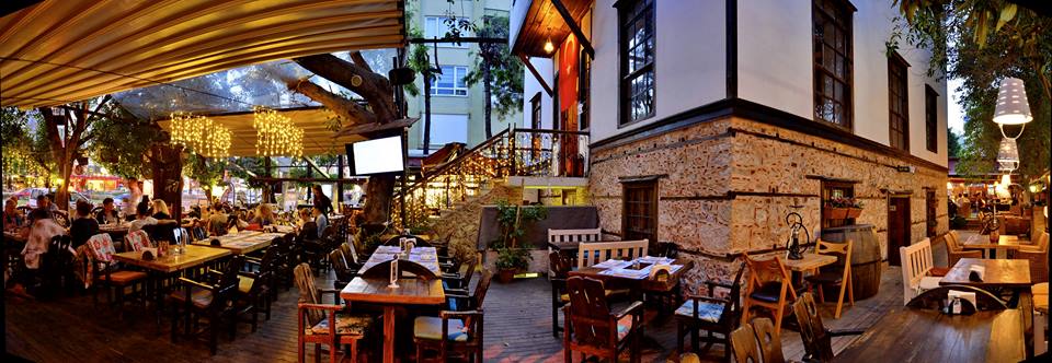 MV Ev restaurant i Alanya • Alanya.Dk Den store guide til Alanya