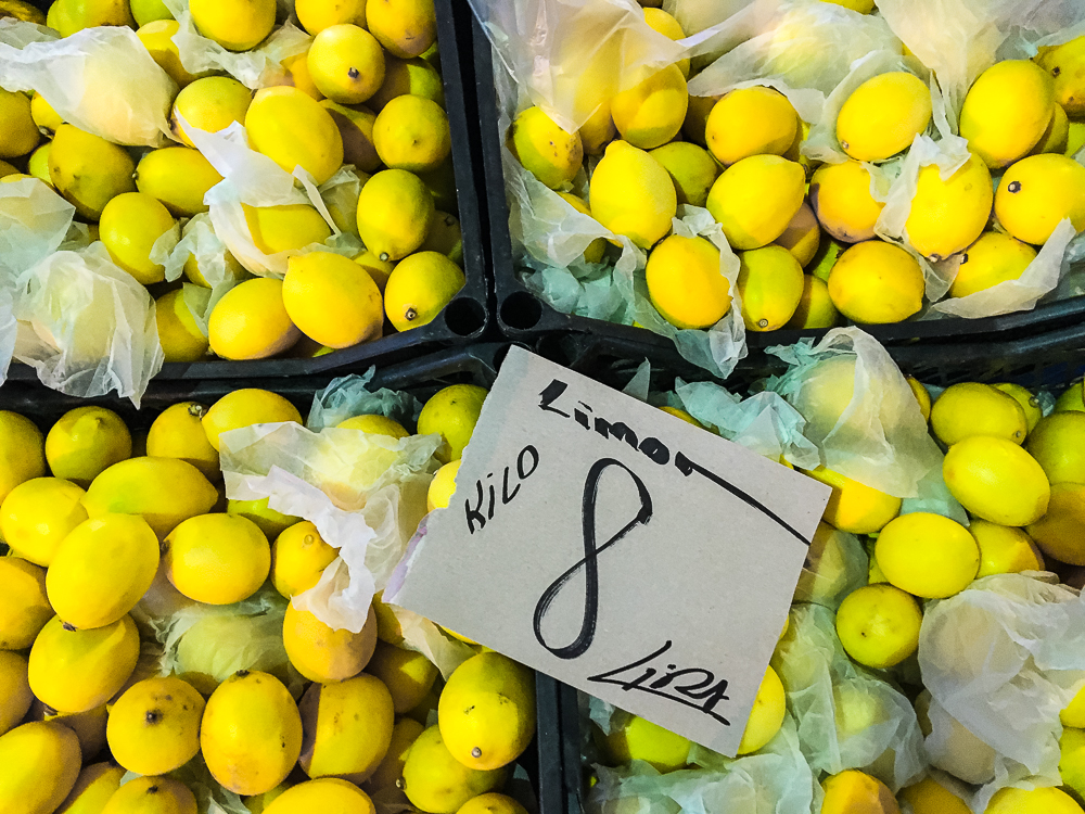 citron, citroner i alanya, alanya citusfrugter, tyrkiske citroner, bazar i september, september bazar i Alanya, markeder i Alanya,