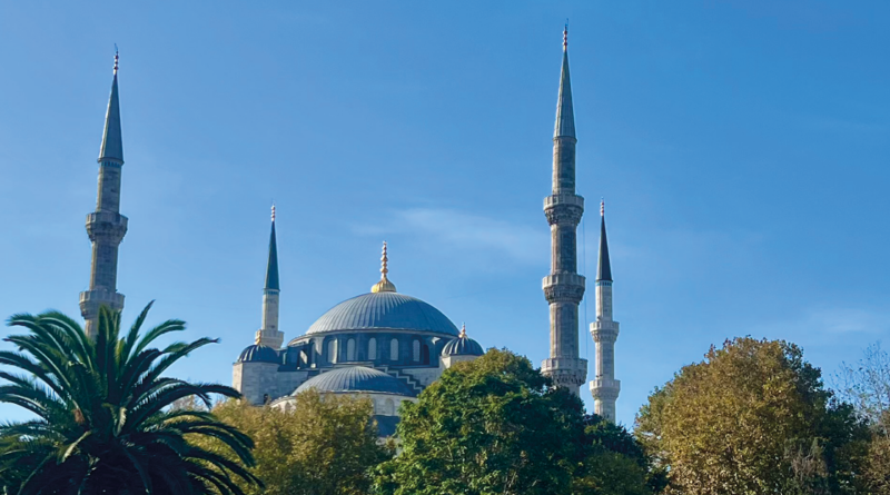 Ramadanen 2024, ramadan 2024, hvad er ramadanen, holder Alanya ramadanen, Alanya ramadanen, Tyrkiet 2024, helligdage i Tyrkiet, hvornår er ramadanen, den blå moské, istanbul moské