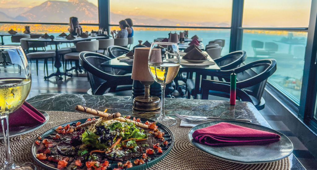 Alanya restauranter med udsigt, udsigt restaurant alanya, gode forretter Alanya, Fiaba Restaurant, Fiaba Brasserie, Restaurant på borgen, Alanya restauranter, bedste restauranter i Alanya, Borgen restaurant Alanya,