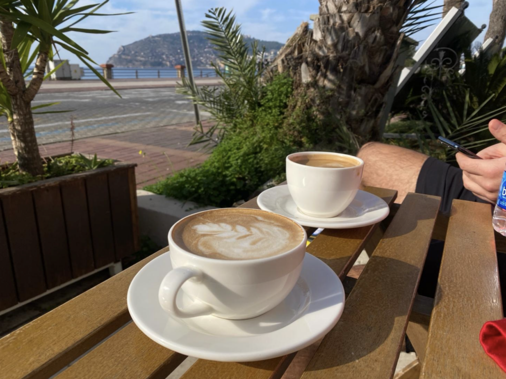 seventy seven, god kaffe, oba, gode kaffebarer alanya, what to do in alanya, seaview