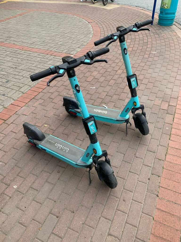 Beam,løbehjul i alanya, beamløbehjul, transport, lilla beam, elektrisk løbehjul, grønt alternativ, bæredygtig løbehjul.