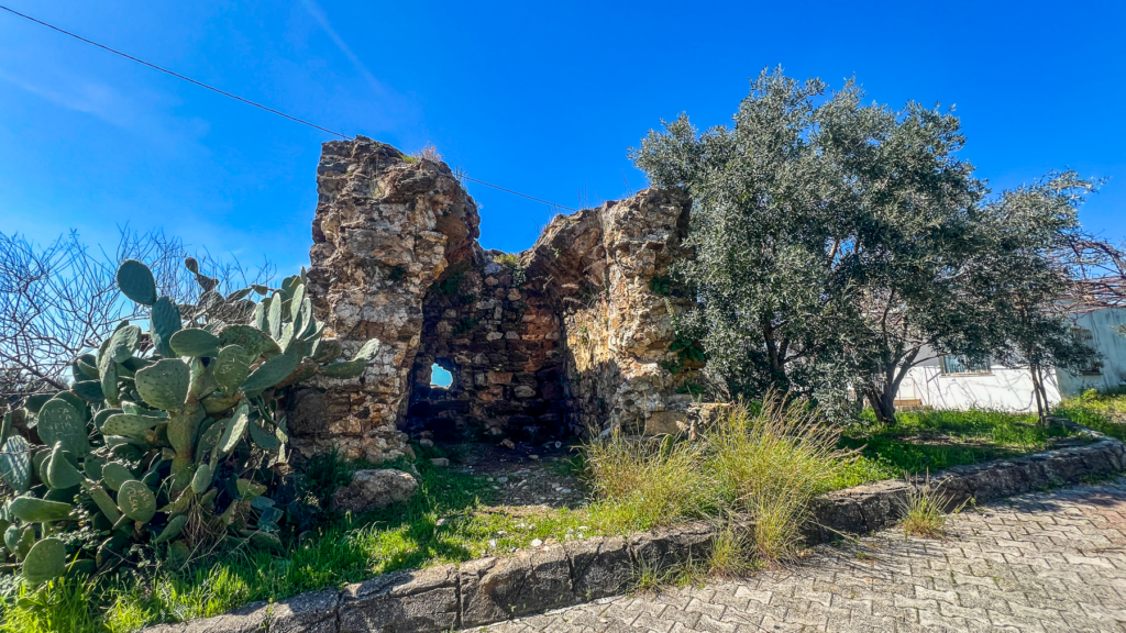 Şarapsa Han karavanestation i Konkali, Şarapsa Han, Konakli karavanestation, Alanya karavanestation, Silkevejen, historien om Silkevejen, Tyrkisk kultur, Silkevejen i Tyrkiet, gratis seværdigheder i Konakli, gratis seværdigheder i Alanya, gratis seværdigheder i Konakli, tyrkisk historie